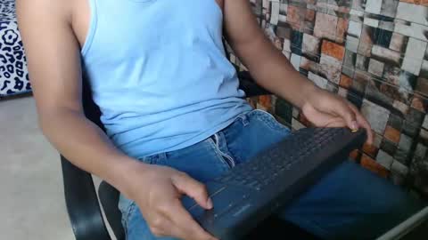 arnold online show from October 15, 2025, 9:59 pm