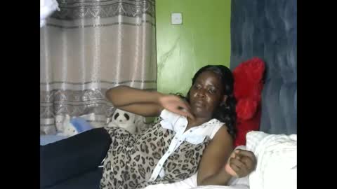 Snapshot of sexchat_ chatting on September 25, 2025, 10:13 pm IVY online show from September 25, 2025, 10:13 pm