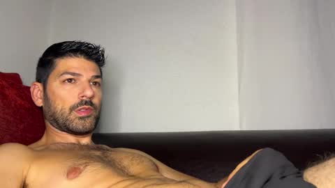 Snapshot of sexfriendch chatting on September 26, 2025, 12:36 am Lucenzo online show from September 26, 2025, 12:36 am