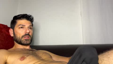 Snapshot of sexfriendch chatting on October 7, 2025, 1:03 am Lucenzo online show from October 7, 2025, 1:03 am