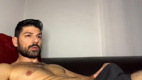 Lucenzo  online show from December 19, 2025, 3:35 am