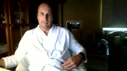 Sexlobo online show from June 18, 2026, 6:23 pm