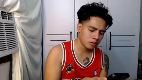 Snapshot of sexloversxxxx chatting on October 9, 2025, 2:09 am HI I AM JAMESPLEASE LET ME DO SOME HOT SHOWS FOR YOU HERE FOR MY  SCHOOL AND FOR MY FAMILY online show from October 9, 2025, 2:09 am