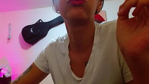 Snapshot of sexmilkdirty chatting on January 8, 2025, 2:03 am sexmilkdirty online show from January 8, 2025, 2:03 am