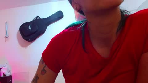 Snapshot of sexmilkdirty chatting on January 8, 2025, 11:52 pm sexmilkdirty online show from January 8, 2025, 11:52 pm