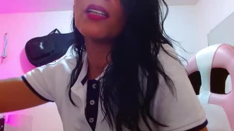 Snapshot of sexmilkdirty chatting on January 19, 2025, 11:32 pm sexmilkdirty online show from January 19, 2025, 11:32 pm