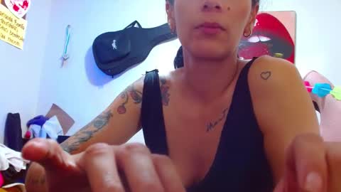 Snapshot of sexmilkdirty chatting on February 23, 2025, 4:50 am sexmilkdirty online show from February 23, 2025, 4:50 am