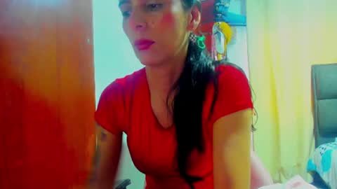 sexmilkdirty online show from June 30, 2026, 8:43 pm