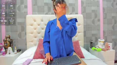 Snapshot of sexmilla_ chatting on February 7, 2025, 1:47 am My name is sexmilla Dont forget to follow me online show from February 7, 2025, 1:47 am