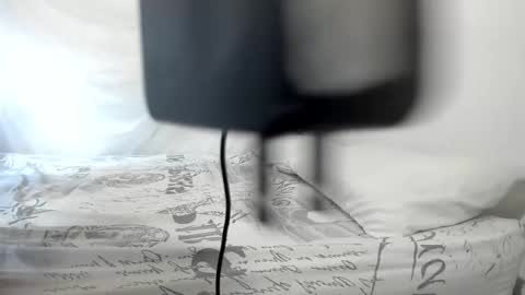         online show from January 8, 2026, 1:35 pm