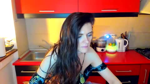 Snapshot of sexqueen1111 chatting on October 3, 2025, 5:26 am sexqueen1111 online show from October 3, 2025, 5:26 am