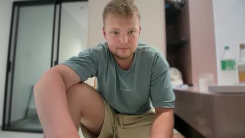 Max Leman online show from February 13, 2026, 2:02 pm