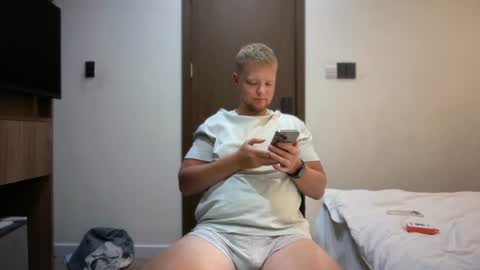Max Leman online show from June 14, 2026, 2:41 pm