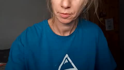 Snapshot of sexualangel chatting on April 10, 2026, 12:43 pm Verona online show from April 10, 2026, 12:43 pm