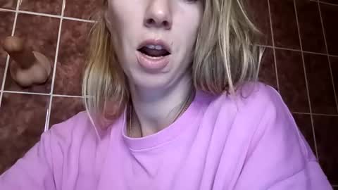 Snapshot of sexualangel chatting on May 2, 2026, 5:23 am Verona online show from May 2, 2026, 5:23 am