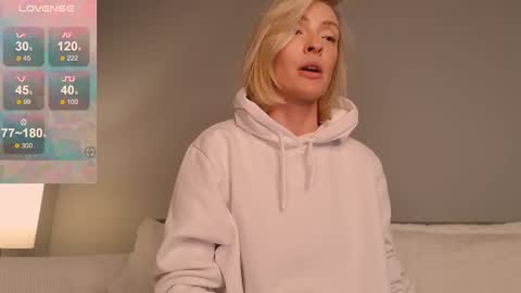 Ray  New video in bio online show from October 24, 2025, 8:16 pm