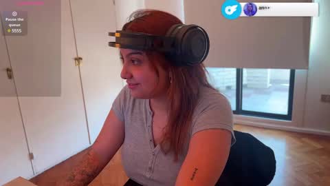 Snapshot of sexualmindset chatting on December 11, 2024, 8:28 pm Andrea online show from December 11, 2024, 8:28 pm