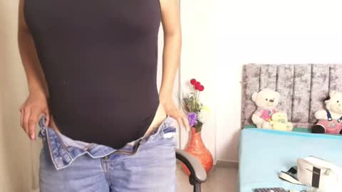 scarlet online show from January 17, 2026, 5:23 am