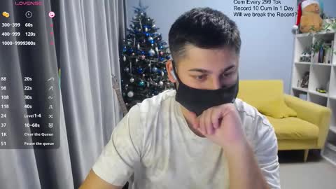 Snapshot of sexxxdickbig chatting on January 18, 2026, 6:34 pm Tommy online show from January 18, 2026, 6:34 pm