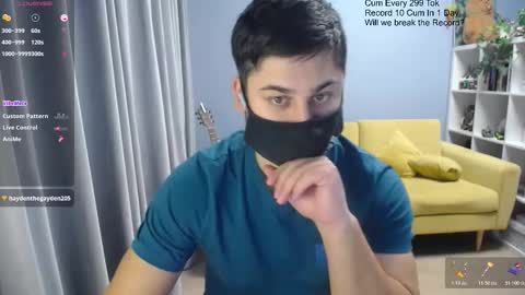 Snapshot of sexxxdickbig chatting on February 26, 2026, 8:46 am Tommy online show from February 26, 2026, 8:46 am