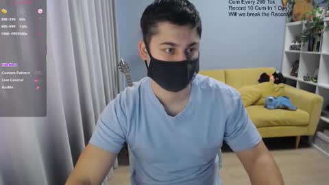 Snapshot of sexxxdickbig chatting on March 2, 2026, 7:09 am Tommy online show from March 2, 2026, 7:09 am