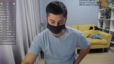 Snapshot of sexxxdickbig chatting on March 2, 2026, 7:15 am Tommy online show from March 2, 2026, 7:15 am