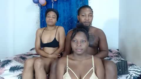 Snapshot of sexxxtreeme_ chatting on January 22, 2025, 8:07 am sexxxtreeme_ online show from January 22, 2025, 8:07 am