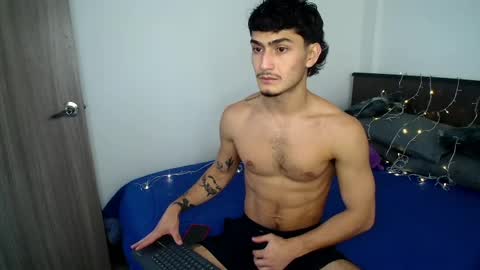 Snapshot of sexxxyjuan99 chatting on April 19, 2026, 6:32 pm JUAN online show from April 19, 2026, 6:32 pm