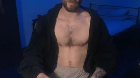 SiuL online show from March 9, 2025, 9:14 pm