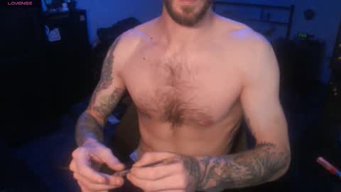 SiuL online show from October 25, 2025, 10:23 am