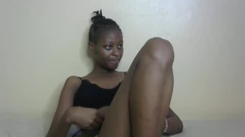 Snapshot of sexxy_bum23 chatting on February 19, 2025, 9:36 pm sexxy bum online show from February 19, 2025, 9:36 pm
