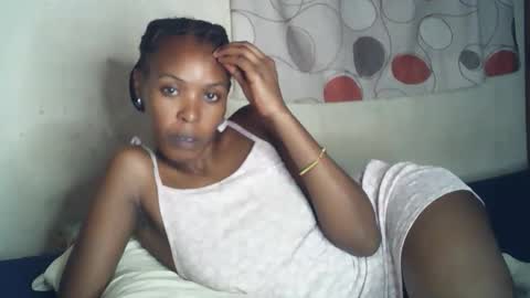 sexxy_curvy23 online show from January 5, 2026, 6:33 pm