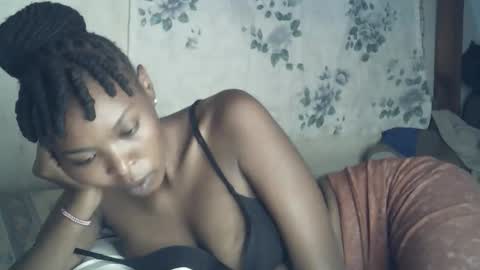 sexxy_curvy23 online show from February 22, 2026, 12:36 pm