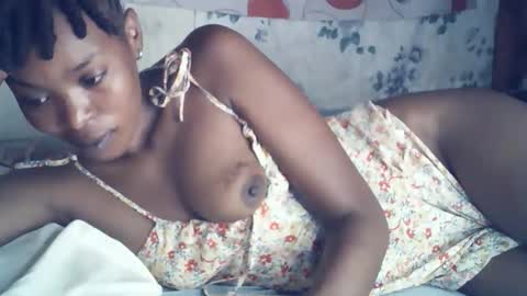 sexxy_curvy23 online show from March 12, 2026, 2:12 pm