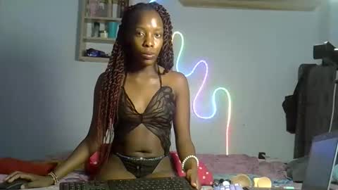 Sexxy Flave online show from February 19, 2026, 8:43 am