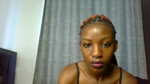 sexxy_lunah online show from August 1, 2026, 10:58 am