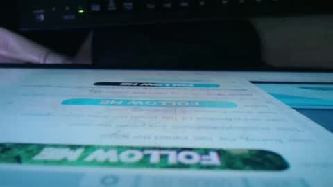 sexxy_lyn online show from April 27, 2026, 6:44 am