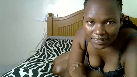 Snapshot of sexxyfrey chatting on May 21, 2026, 7:37 am sexxyfrey online show from May 21, 2026, 7:37 am
