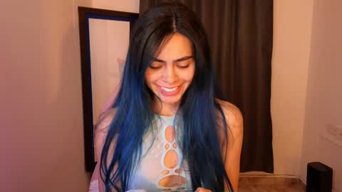  Angie   online show from October 8, 2025, 11:24 pm