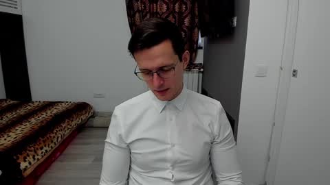Snapshot of sexxymuscles4u chatting on January 29, 2025, 6:22 am Sexxymuscles4U online show from January 29, 2025, 6:22 am