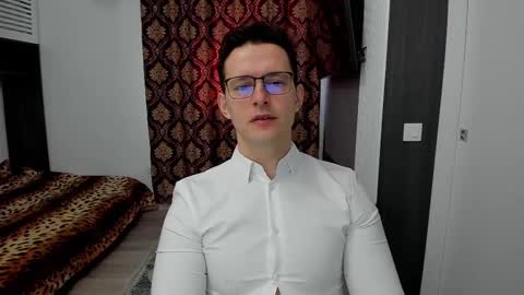 Snapshot of sexxymuscles4u chatting on March 10, 2025, 8:59 am Sexxymuscles4U online show from March 10, 2025, 8:59 am