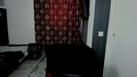 Snapshot of sexxymuscles4u chatting on November 24, 2025, 9:09 am Sexxymuscles4U online show from November 24, 2025, 9:09 am