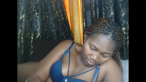 sexxypritty online show from May 16, 2026, 6:43 am