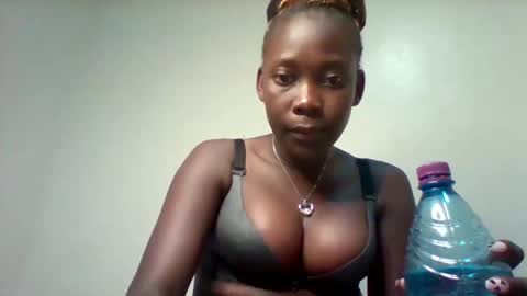 Snapshot of sexxyvajaina chatting on February 2, 2025, 11:53 pm sexxyvajaina online show from February 2, 2025, 11:53 pm
