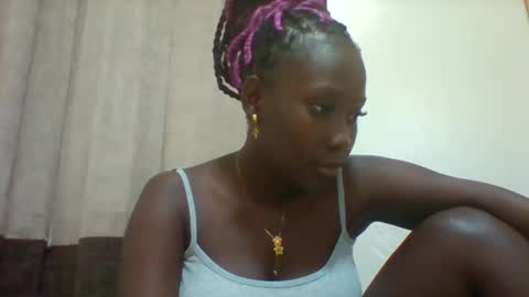 Snapshot of sexxyvajaina chatting on November 13, 2025, 7:02 pm sexxyvajaina online show from November 13, 2025, 7:02 pm