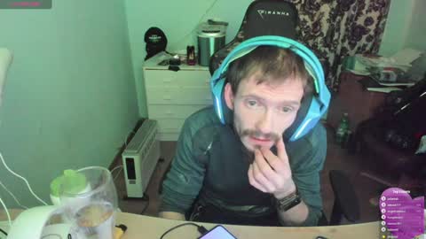 Snapshot of sexy432629 chatting on January 4, 2025, 4:22 pm evry tip help me to buy a new car 111-1111-111111 tk online show from January 4, 2025, 4:22 pm