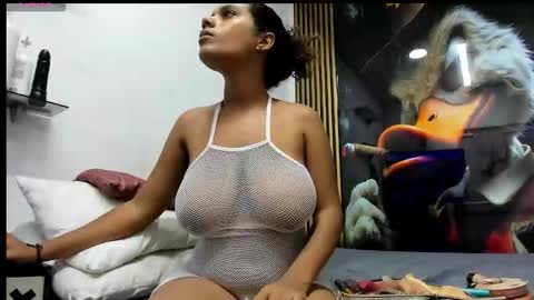 sexy78michell online show from October 28, 2025, 8:00 pm