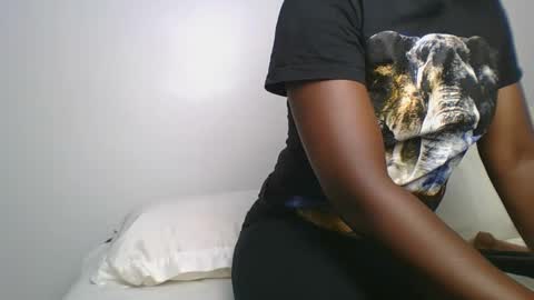 Tina online show from March 2, 2025, 5:47 pm