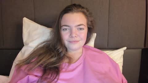 Snapshot of sexy__lizzy__ chatting on December 5, 2024, 2:42 am Hello dear. I will be glad to meet you. see you soon. online show from December 5, 2024, 2:42 am