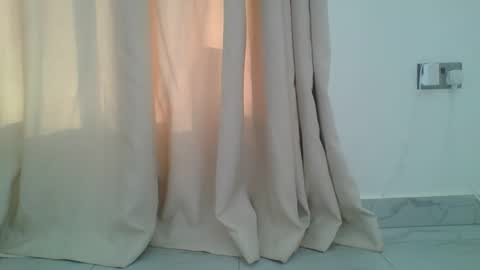 sexy rhian online show from October 21, 2025, 4:57 am